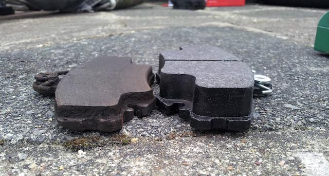 Bakre pad thickness