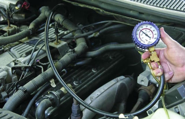 Fuel pressure test